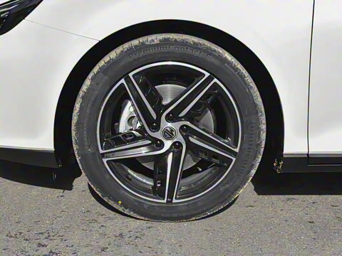 2025�� 1.5T 300 DCT������