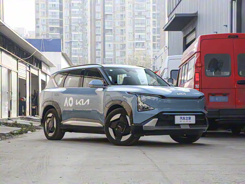 2025�� 630 Wave AWD