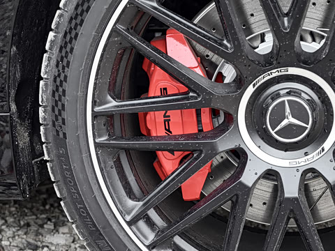 2025�� AMG S 63 L E Performance