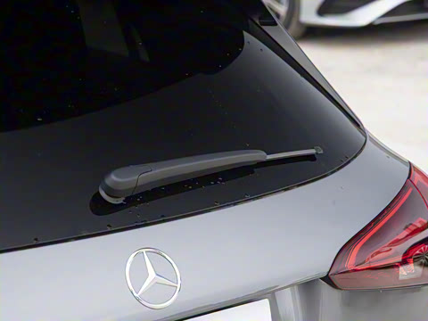 2025�� AMG A 35 4MATIC