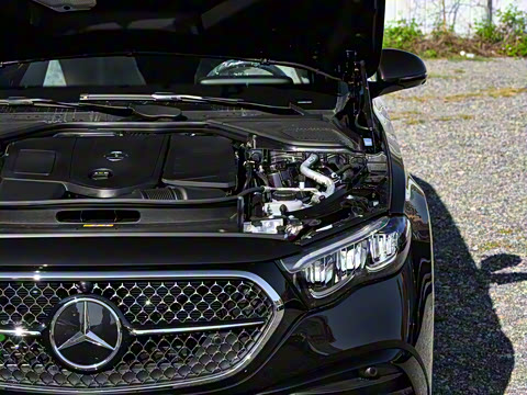 2025�� E 260 L �˶���