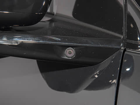 2025�� 702 �������� Ultra