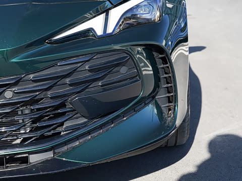 2025�� 2.0T Trophy+ �����˶���