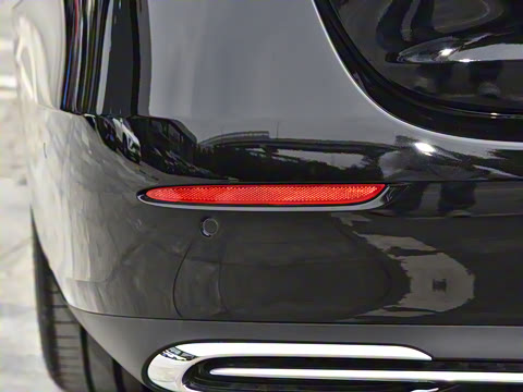 2024�� �Ŀ� E 300 L ������