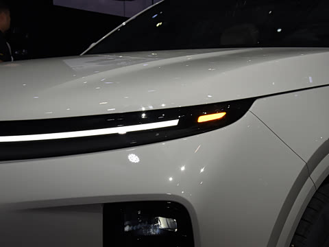 2025�� Max ���ܻ��°�