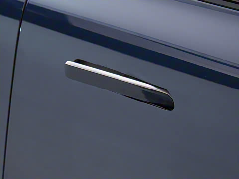 2025�� 700 Ultra�������������״��