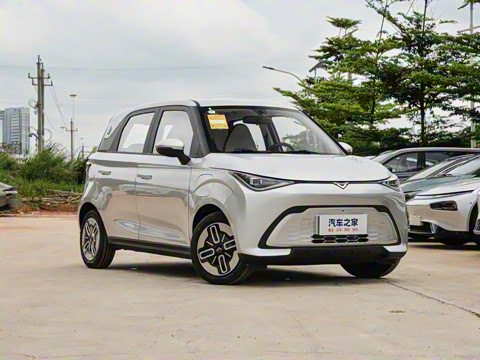 2025�� Mate 300km׷���