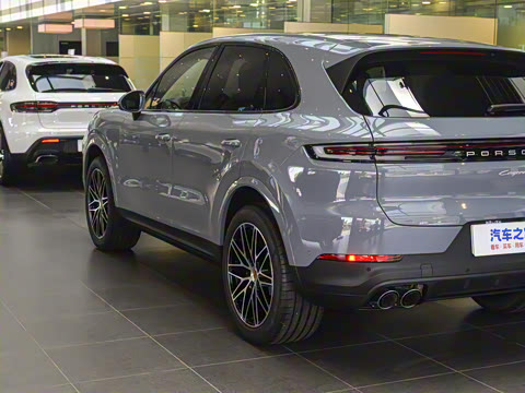 2025�� Cayenne 3.0T ���ΰ�