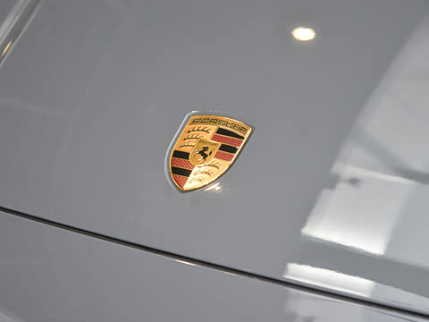 2025�� Cayenne 3.0T ���ΰ�