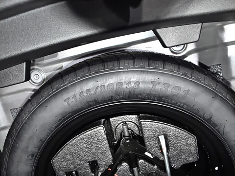 2025�� 400T ���������