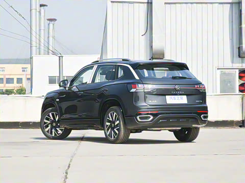 2024�� 330TSI ����R-Line���ܰ�