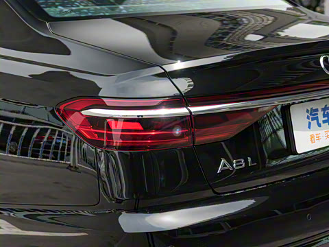 2026�� A8L 45 TFSI quattro ������