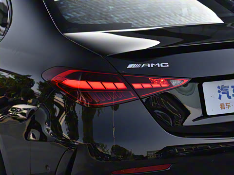 2025�� AMG C 43 4MATIC