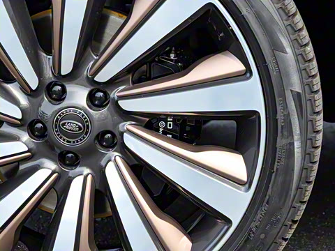 2024�� 3.0 L6 400PS SV���ٴ����ӳ��� 4��