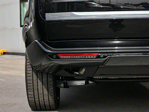 2024�� 3.0 L6 400PS SV���ٴ����ӳ��� 4��