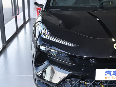 2025�� 600 ���а�