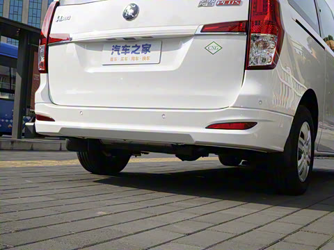 2024�� 2.0L �ֶ�������CNG 9��