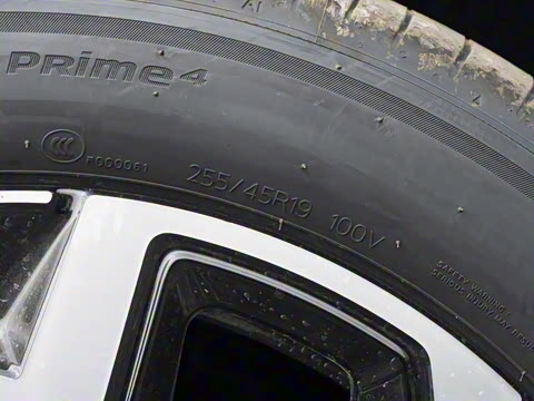 2025�� ̽��L 330TSI ������ӢCity��