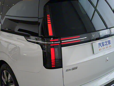 2025�� Ultra ����