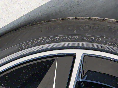 2025�� eDrive 40 L 50����������