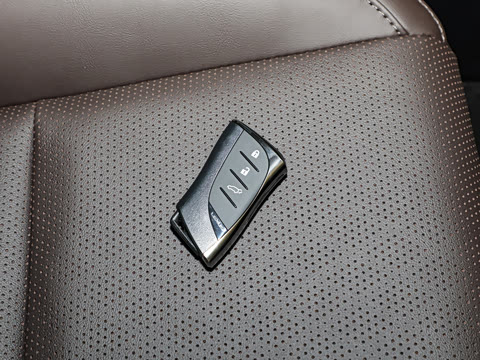 2025�� 350h ����������