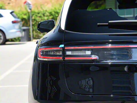 2025�� ���� Ultra ������