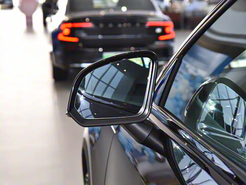 2025�� B4 ������Զ��ҹ�ڰ�