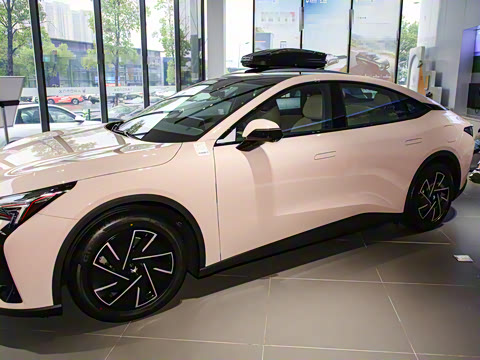 2024�� 560PRO 185kW