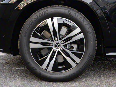 2025�� GLE 400 e 4MATIC