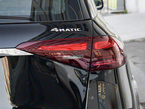 2025�� GLE 400 e 4MATIC