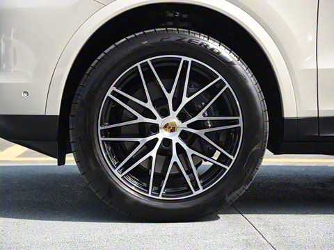 2025�� Cayenne 3.0T