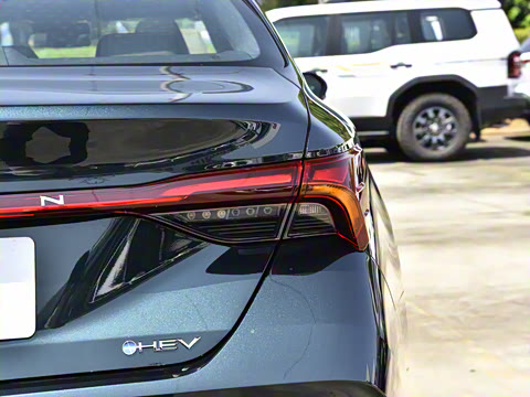 2024�� ˫�� 2.0L ������