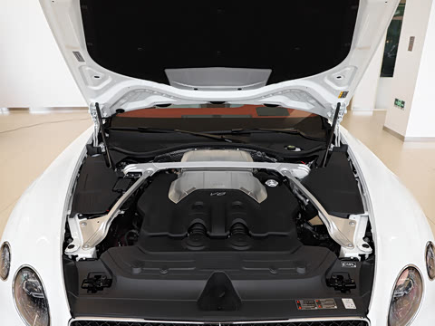 2024�� GT V8 Edition 8