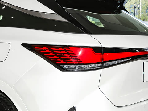 2023�� 350h ����������