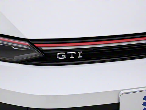 2025�� 380TSI DSG GTI