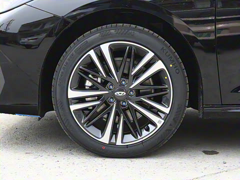 2025�� 2.0T DCT��