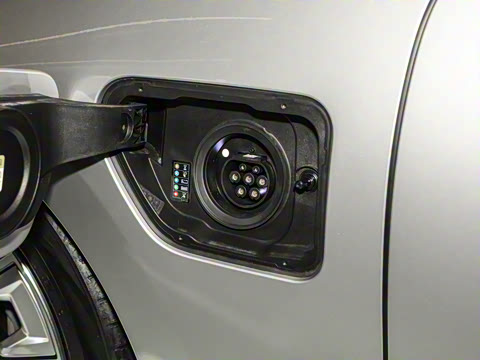 2023�� eDrive50L ���Ⱥ�����װ