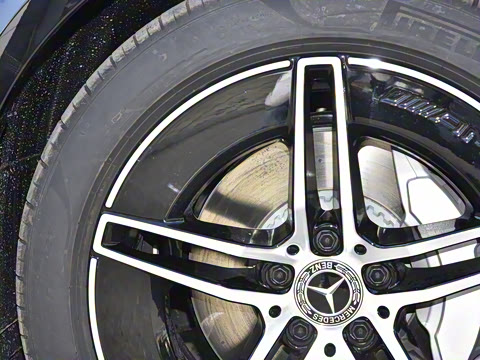 2024�� �Ŀ� E 300 L �����˶���