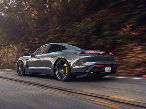 2025�� Taycan GTS