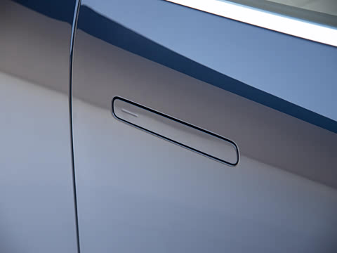 2025�� 102kWh �׷�������