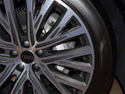 2025�� A8L 50 TFSI quattro ��ѡ��