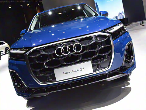 2025�� 55 TFSI quattro S line�����