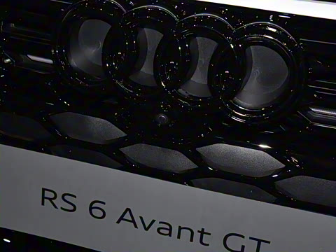 2025�� RS 6 Avant GT