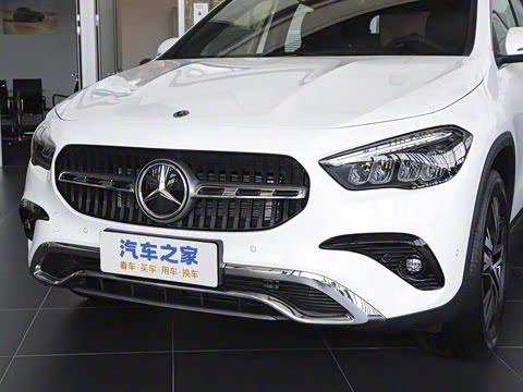 2025�� �Ŀ� GLA 220