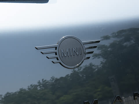 2025�� JOHN COOPER WORKS