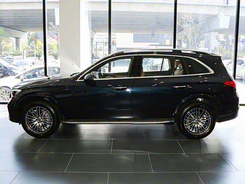 2025�� �Ŀ� GLC 300 L 4MATIC ������ 5��