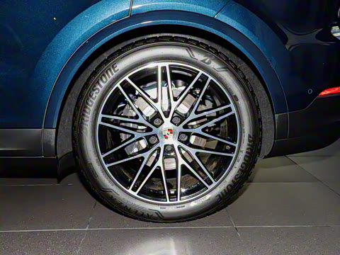 2025�� Cayenne 3.0T