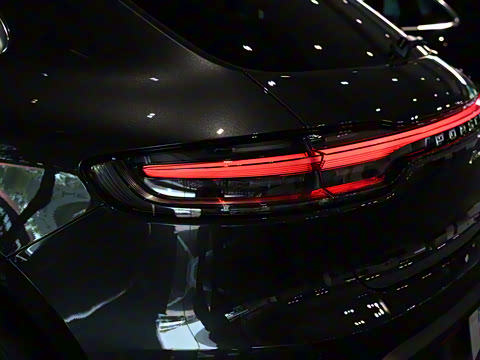 2024�� Macan 2.0T