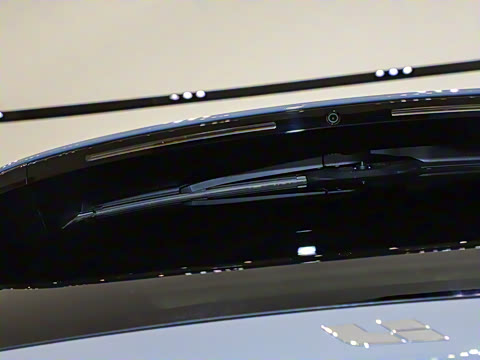 2025�� Ultra ���ܻ��°�