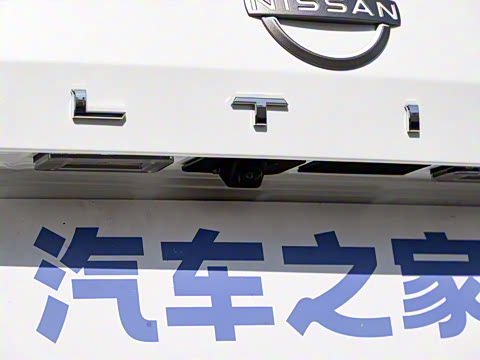 2022�� 2.0L XL-Upr ������